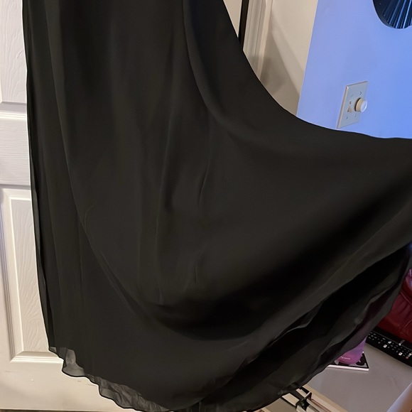 J KARA FLORAL BEADED FORMAL MAXI DRESS BLACK WHITE PLUS SIZE 16P NEW WITH TAGS - Picture 9 of 13